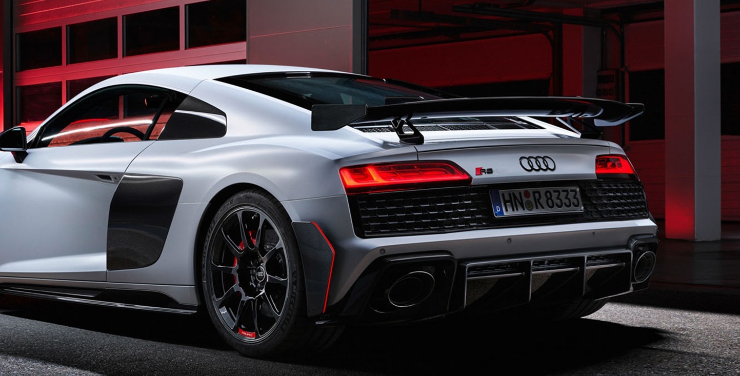 Audi R8 4S Coupe Performance Aerokit in Echt Carbon / Heckflügel , Flaps, Frontsplitter NEU