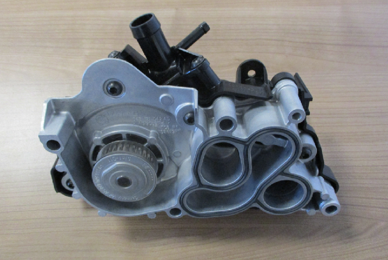 Original Wasserpumpe Kühlmittelpumpe Audi Seat Skoda VW 04E121600CS Neu