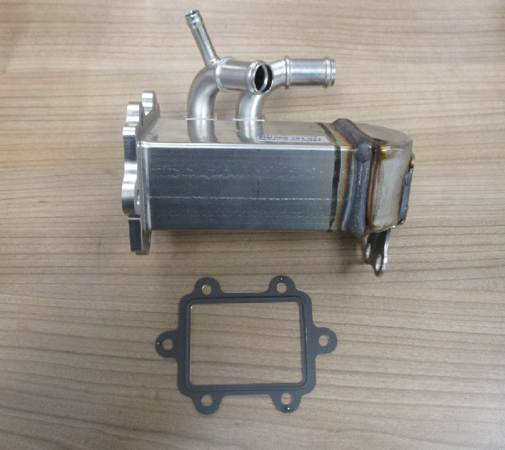 AGR Kühler Abgasrückführung Abgaskühler 2.7 3.0 TDI Original VW Audi 059131511