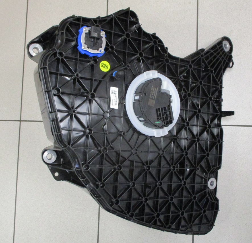 Original Reduktionsmitteltank Audi A4 A5 A8 8W0131879BB Neu