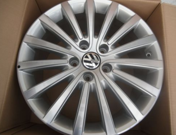 Original VW 18 ZOLL MULTIVAN T5 T6 T6.1 Bus 7E0601025D Canberra Felgen Silber - 1 Stück